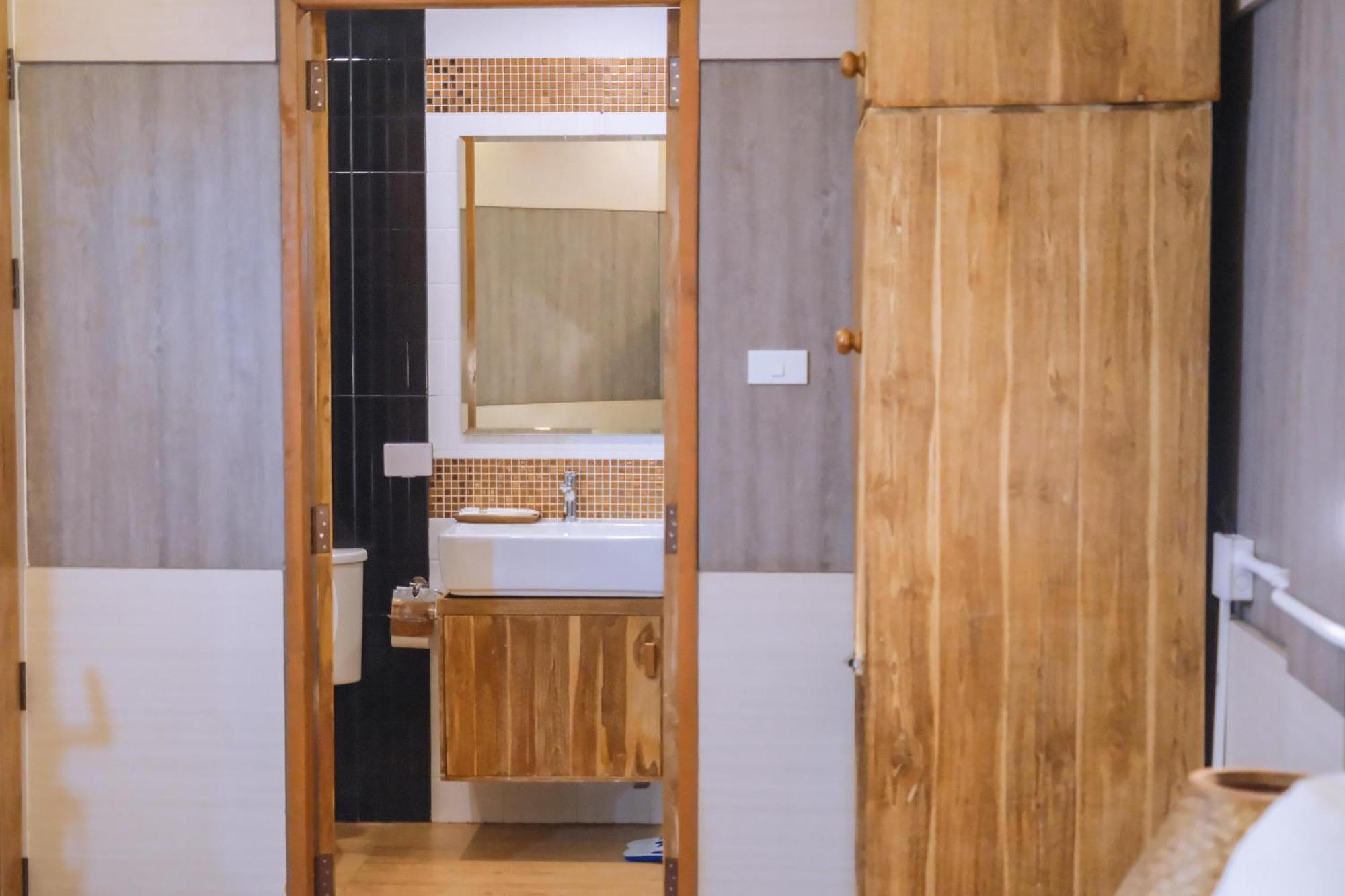 Goya Hotel Чиангмай Номер фото