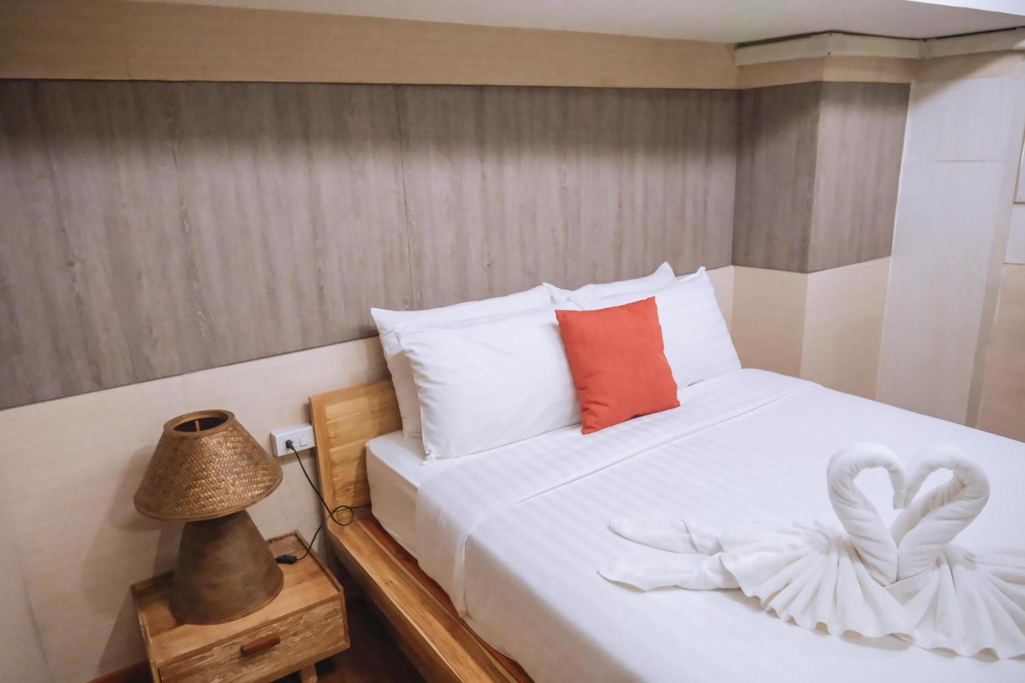 Goya Hotel Чиангмай Номер фото